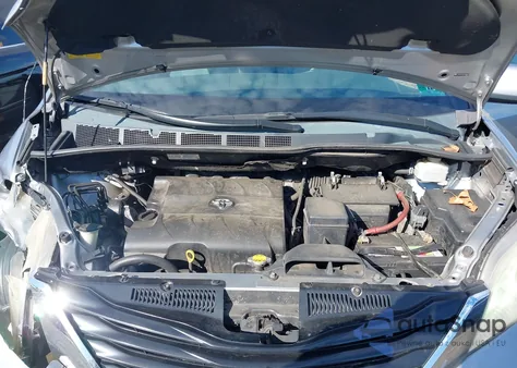 2011 Toyota Sienna Le V6 from USA, damaged, VIN 5TDKK3DC9BS096493